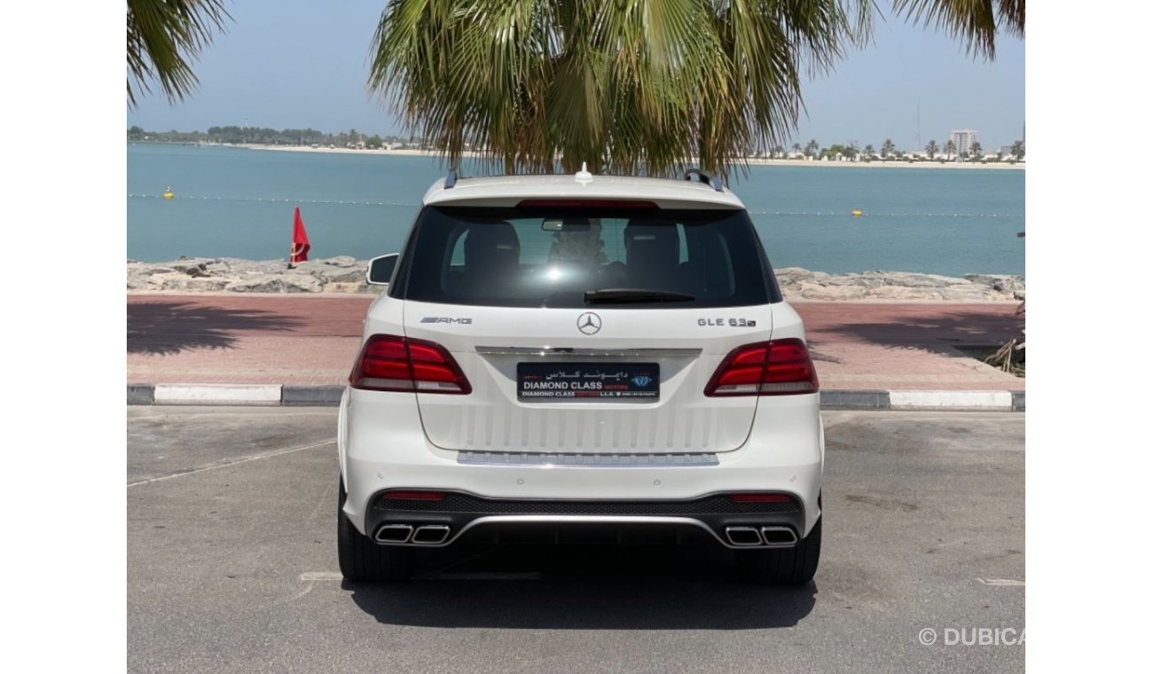 مرسيدس بنز GLE 63 AMG مرسيدس بنز جي ال اي 63 خليجي