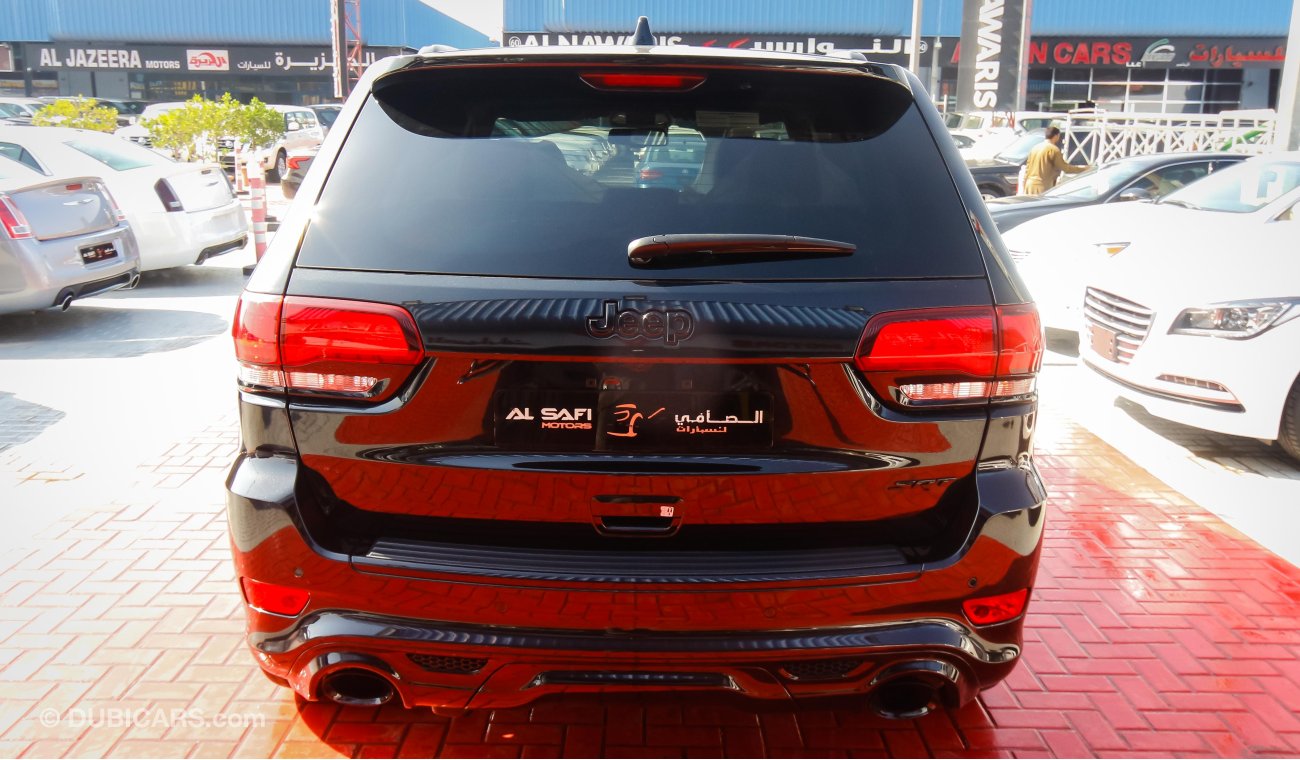 Jeep Grand Cherokee SRT