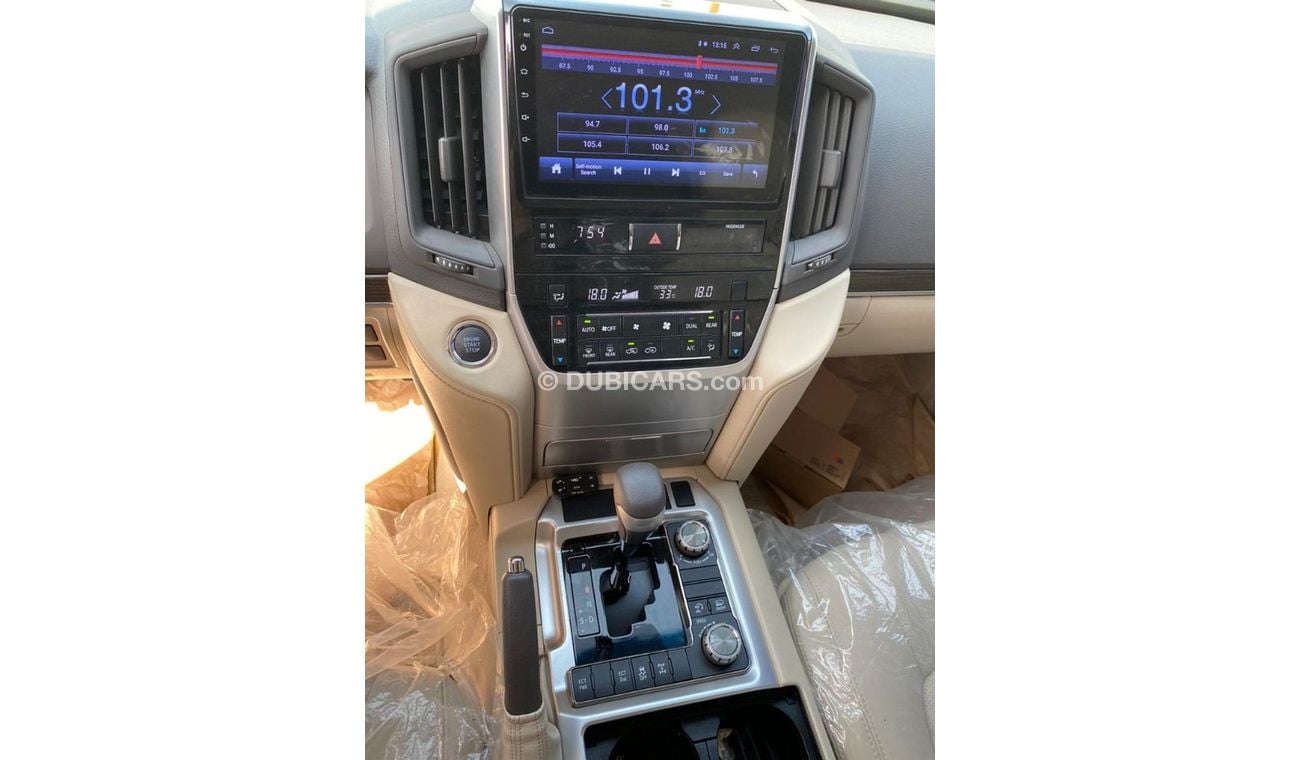 Toyota Land Cruiser ARMOURED B6 LEVEL 5.7 LTR ENGINE