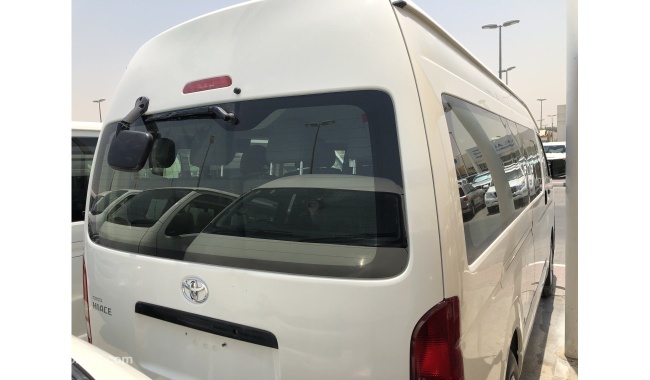 Toyota Hiace 15 str,Model:2014.Excellent condition