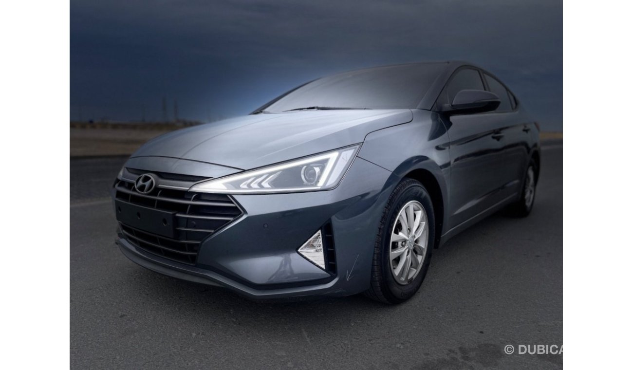 Hyundai Avante Banking facilities without the need for a first payment
