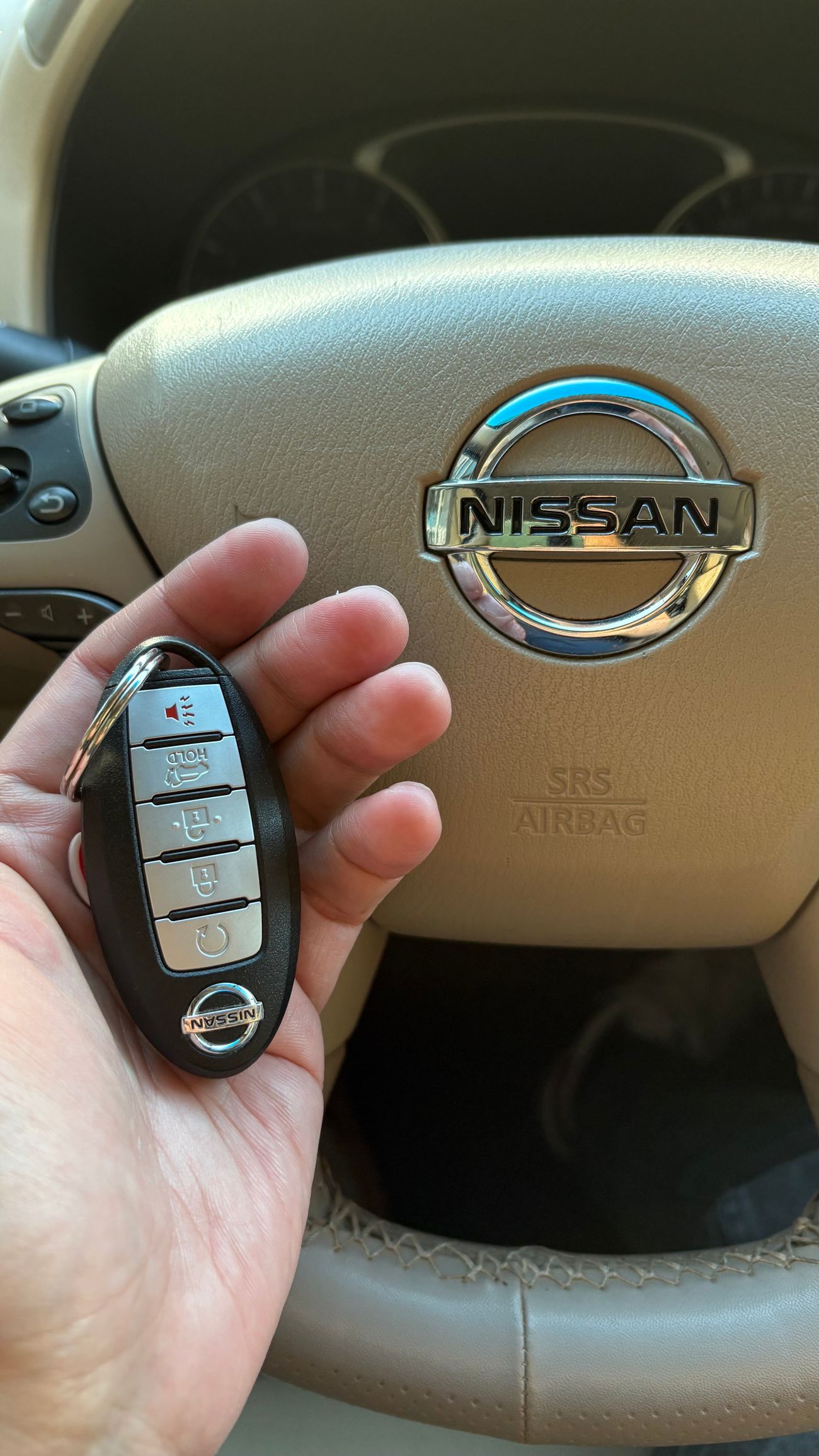 نيسان باثفايندر SV