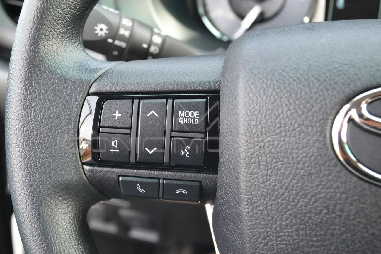 Toyota Hilux 2026 TOYOTA HILUX 2.4L 4X4 (DIESEL) A/T