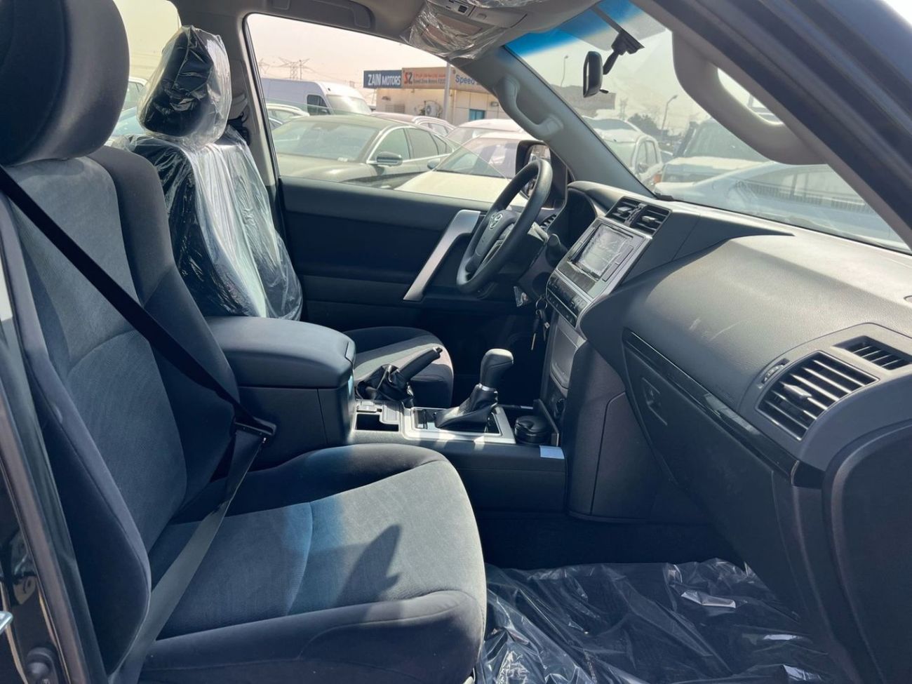 تويوتا برادو TX 2.7L TOYOTA PRADO 250 TX 2.7P AT  2023