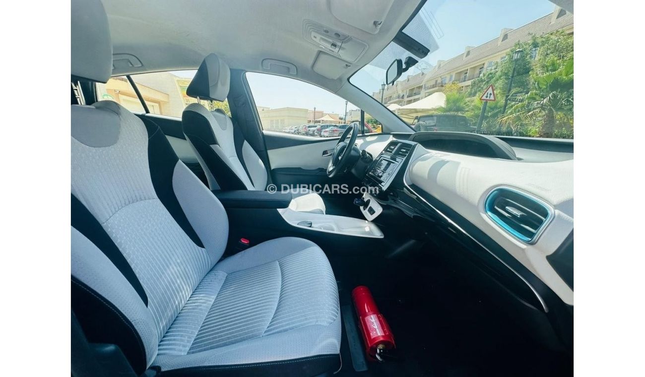 تويوتا برياس GCC || 1030 PM || PRIUS HYBRID ECO 1.8L || AGENCY SERVICE || ORIGNAL PAINT