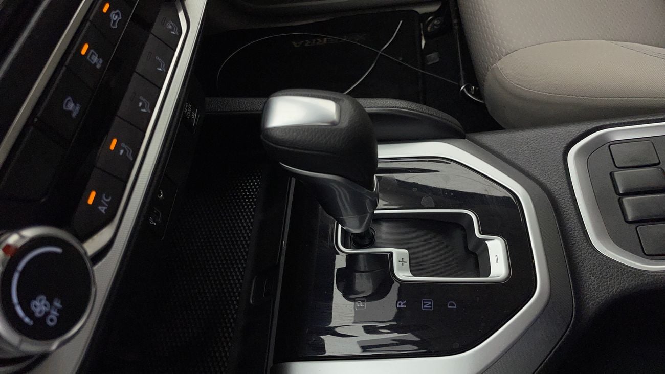 نيسان إكستيرا SE 2.5 | بدون دفعة مقدمة | اختبار القيادة في المنزل