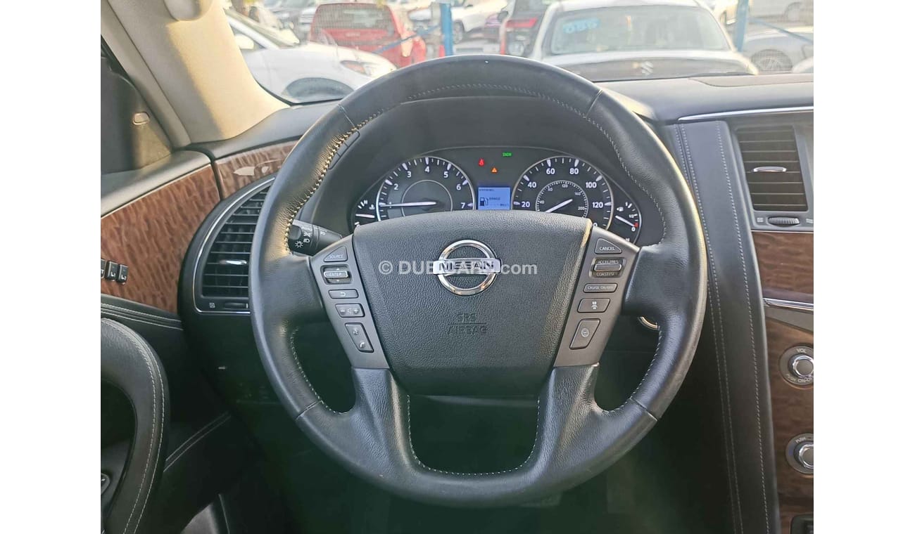 Nissan Armada PLATINIUM / 5.6L / V8 / FULL OPTION / 4WD (LOT # 82722)