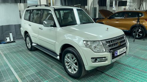 ميتسوبيشي باجيرو 2020 GLS HIGHLINE | AED 1066/Month | 0 DP | 30 Day Return | Warranty | Service History