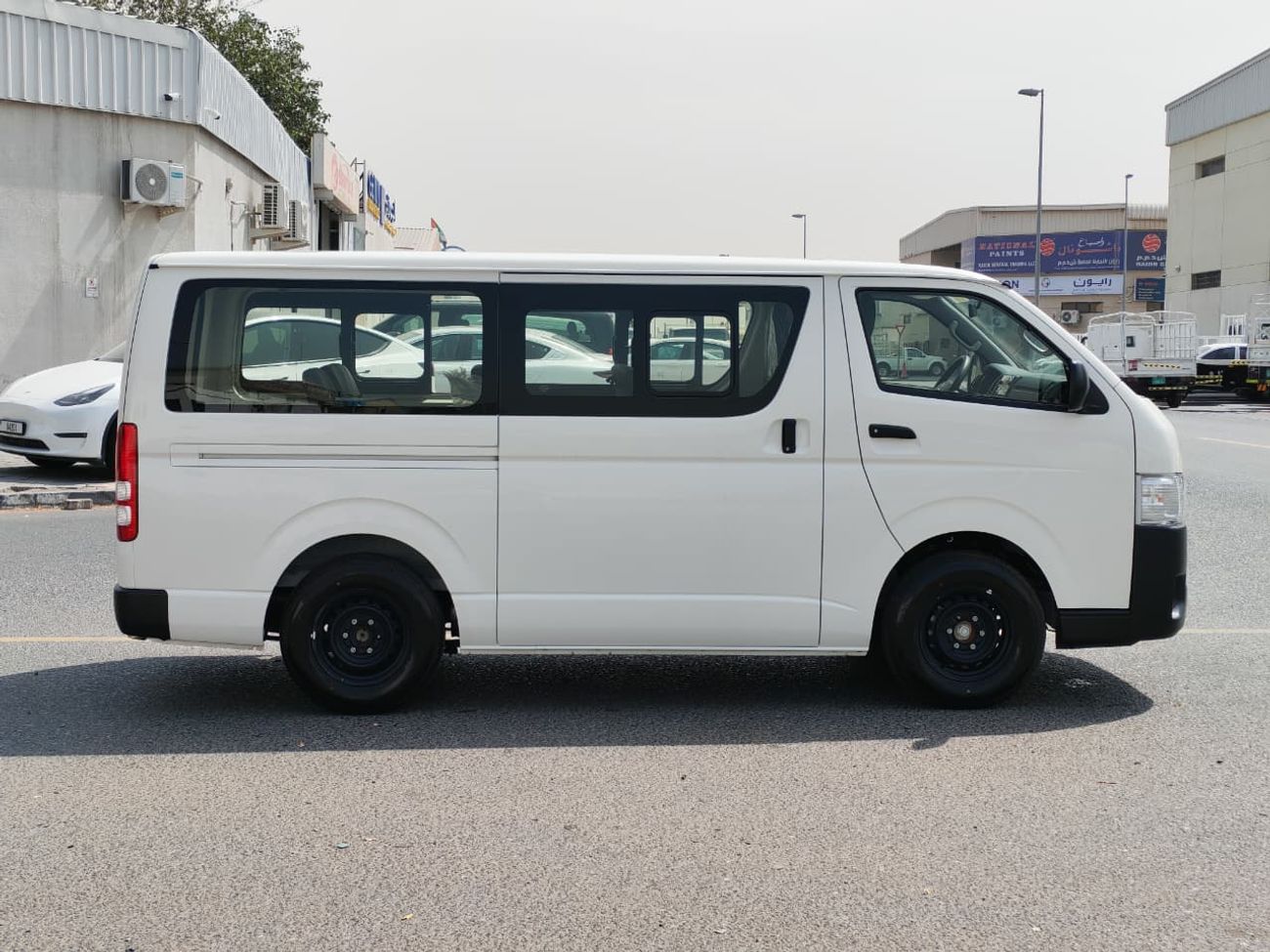 Toyota Hiace 2026 Toyota Hiace Standard-Roof 15-Seater 2.7L 4-Cyl Petrol M/T RWD (Old-Shape)