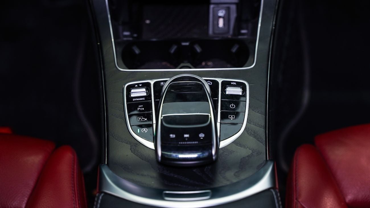 مرسيدس بنز C 200 خليجي