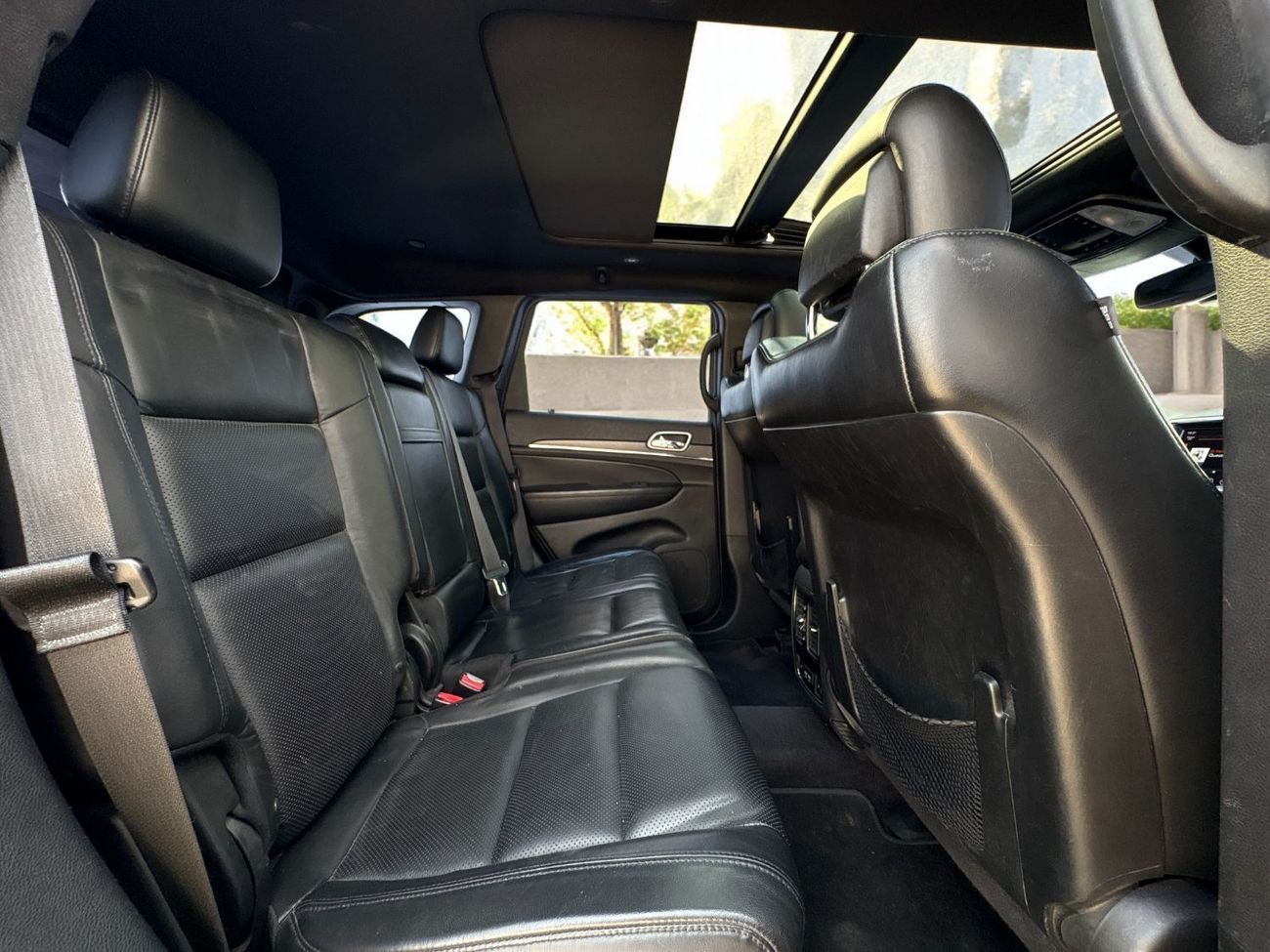 جيب جراند شيروكي Limited 3.6L V6 A/T | 2018 | GCC SPECS | AED 1,370 per month