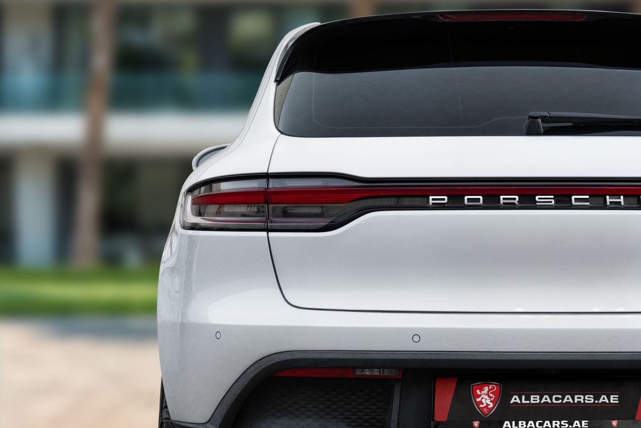 Porsche Macan STD Macan Base | 4,407 P.M | 0% Downpayment | Perfect Condition!