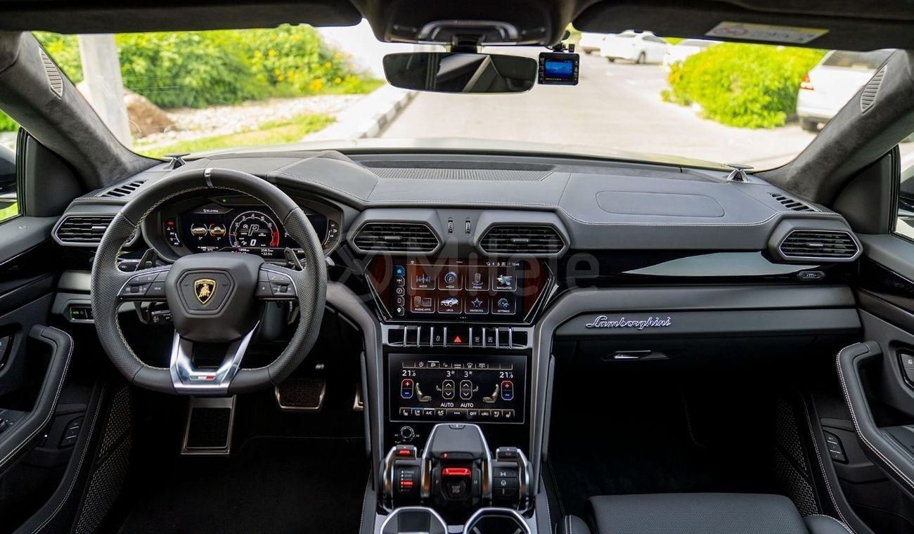 Lamborghini Urus 4.0L PETROL - MATT BLACK: 1,000,000 (For Export) / For Local Price Please Contact Us.