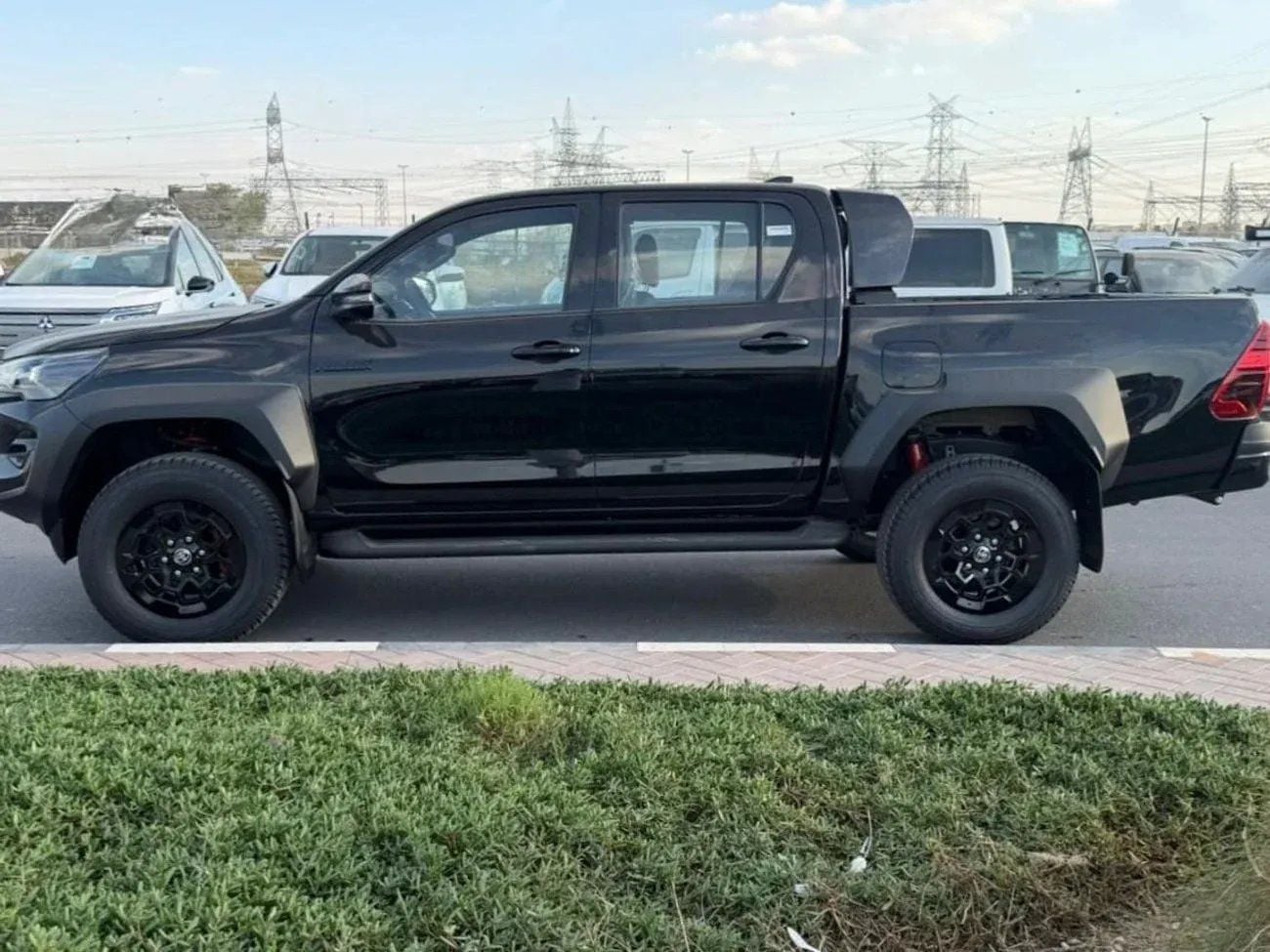 Toyota Hilux ADVENTURE Hilux GR sport 2.8L diesel 2026 full option