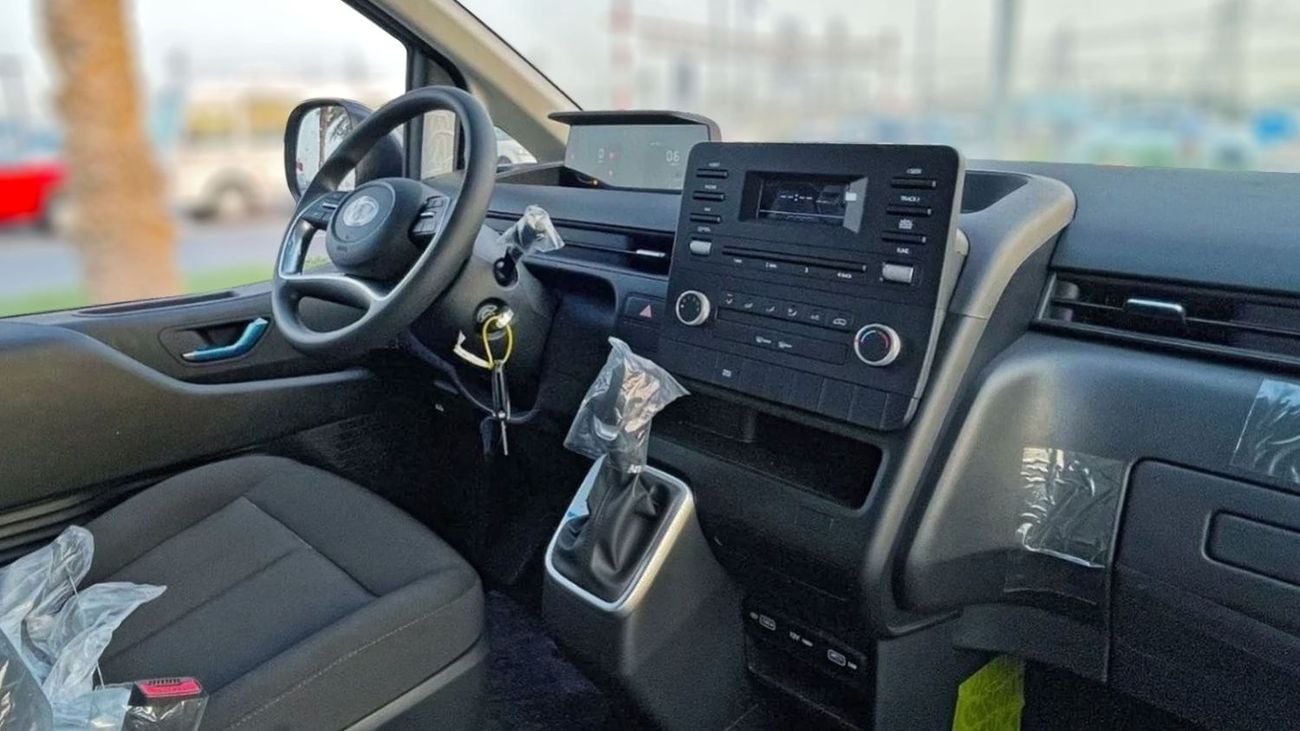 هيونداي ستاريا 3.5L Cargo Van | 5 Door | Automatic Transmission | Zero KM