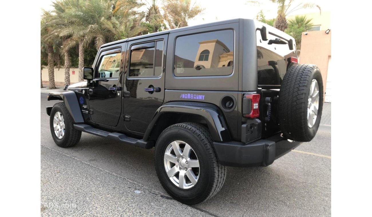 Jeep Wrangler 3.6L, 17" Chrome Rims, Remote Start, Hard Roof, Front A/C, JUST LIKE NEW (LOT # JS2018)