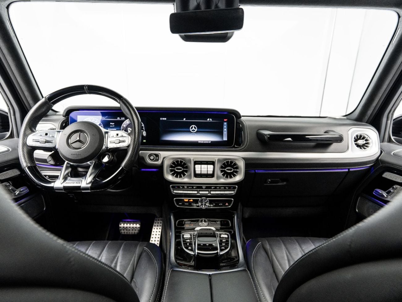 مرسيدس بنز G 63 AMG 4MATIC SUV 2023 Mercedes AMG G63 4.0L TC V8, AWD, 585bhp, 8 Speed Automatic
