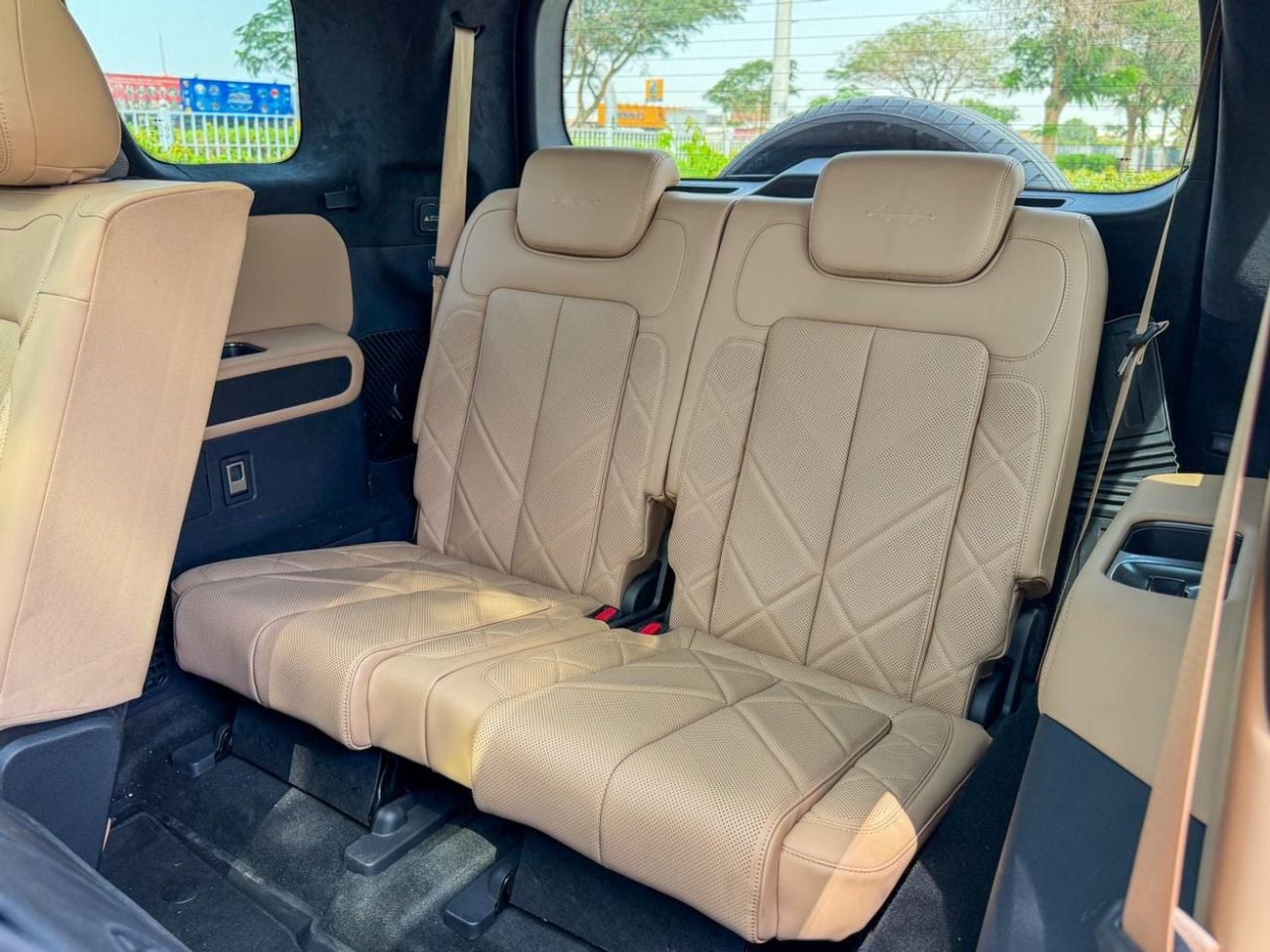 BYD Leopard 8 Smart and Brave Flagship Edition (7 Seats) 2024 BYD Leopard 8 flagship | 2.0L Hybrid (Plug-In) | 939