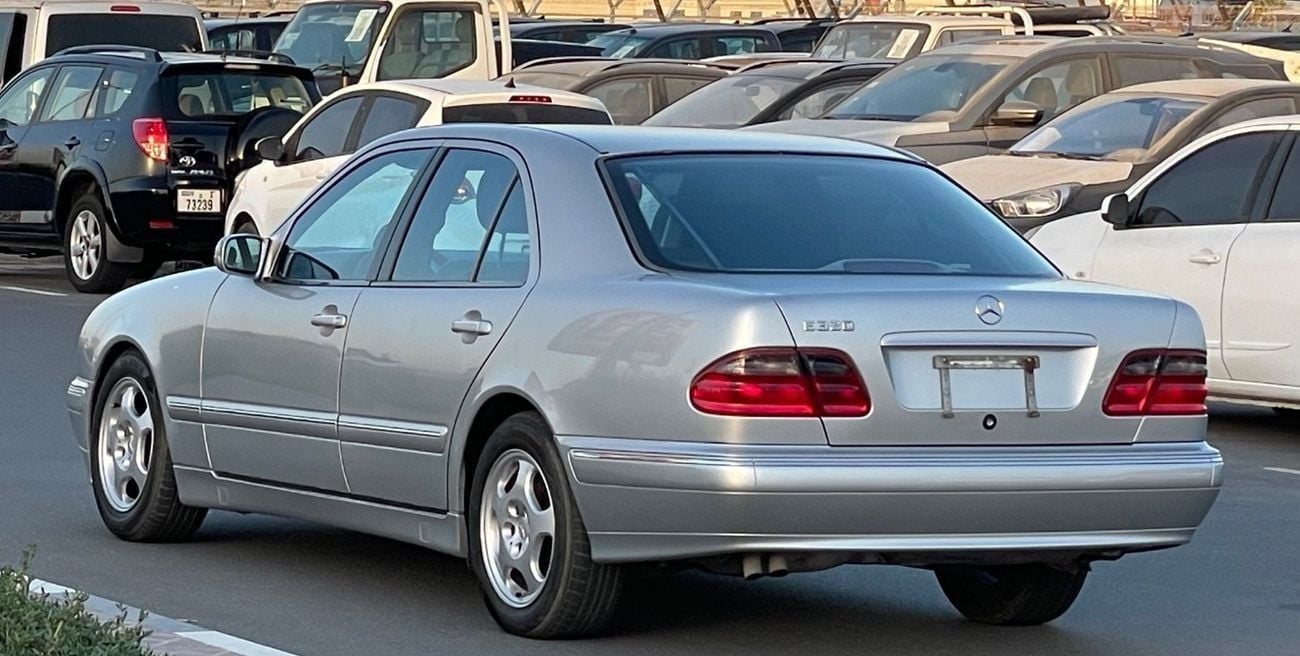 مرسيدس بنز E 320 STD
