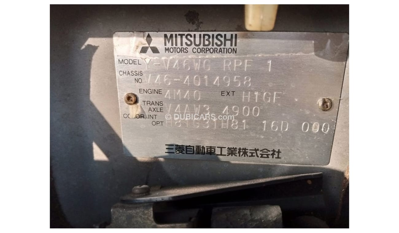 Mitsubishi Pajero MITSUBISHI PAJERO RIGHT HAND DRIVE (PM939)