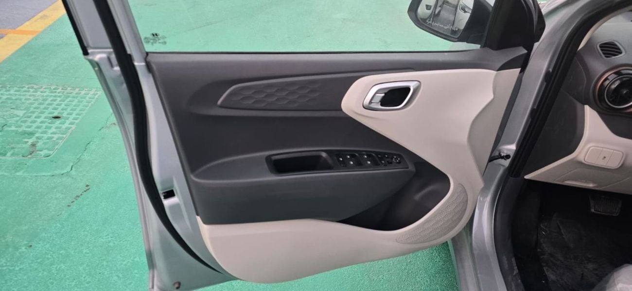 Hyundai Grand i10 AI3 AT 1.2L Hatchback FWD 5 Doors, Model 2024