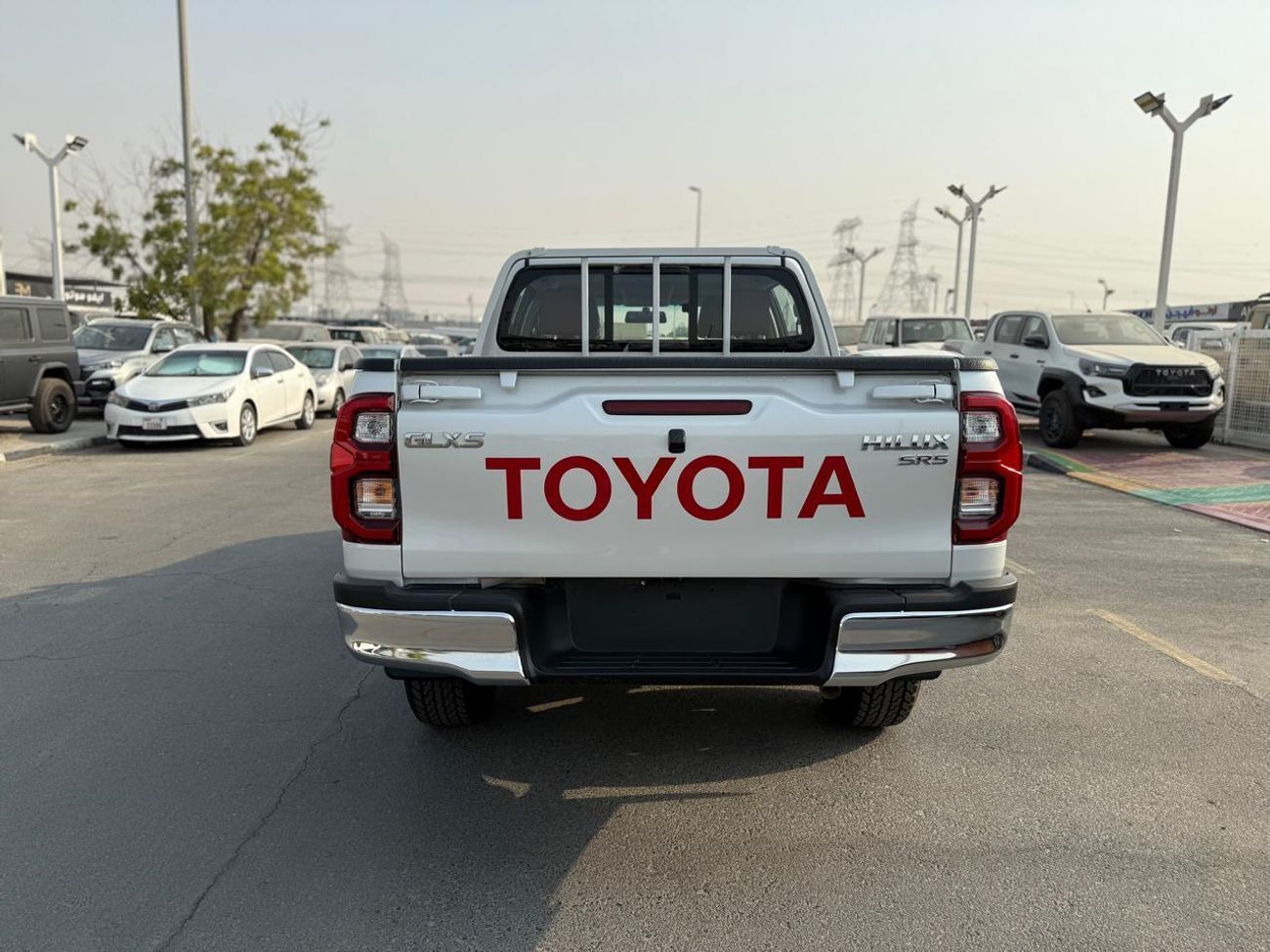 تويوتا هيلوكس HILUX D/C , GLXS-V , Full Option SR5 , 2.7L Petrol 4X4 , 2025 Model
