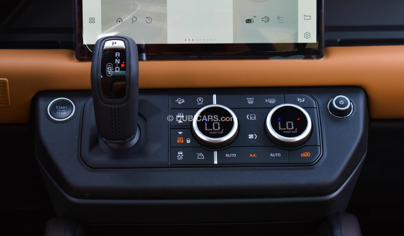 لاند روفر ديفندر 110 Pure X 3.0L P400 | Black Pack Edition | 2023