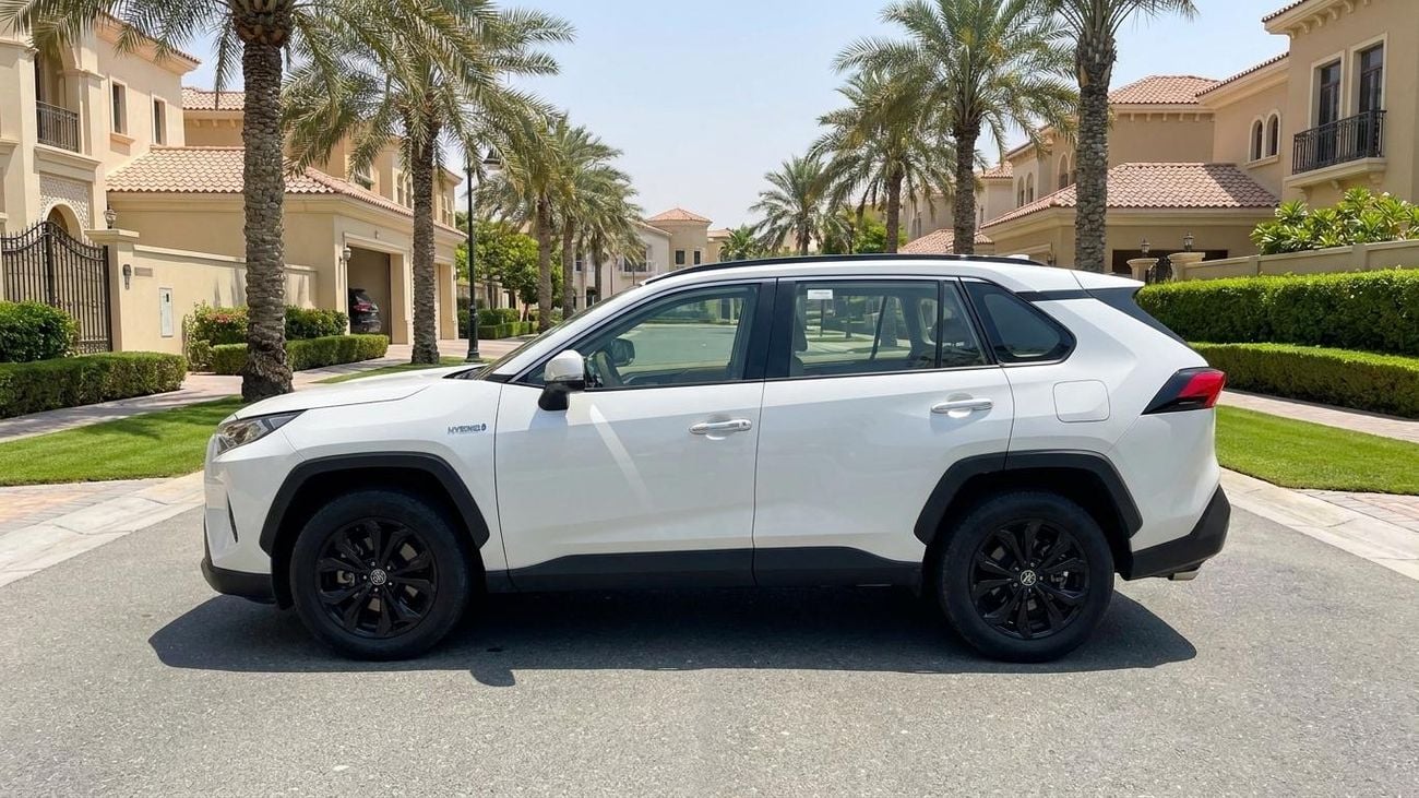 Toyota RAV4 VXR HEV 2024 | AED 1748/Month | 20% DP | 30 Day Return | Warranty