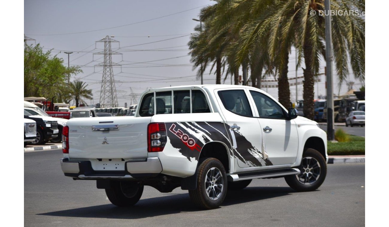 ميتسوبيشي L200 2.4L Diesel MT