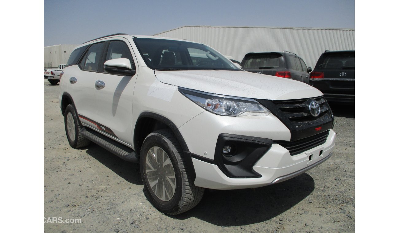 Toyota Fortuner - LHD - 156 2.7L PETROL 4 X 4 TRD - AUTO