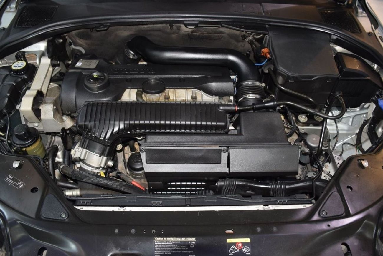 Volvo S80 EXCELLENT DEAL for our Volvo S80 25T ( 2008 Model! ) in Silver Color! GCC Specs