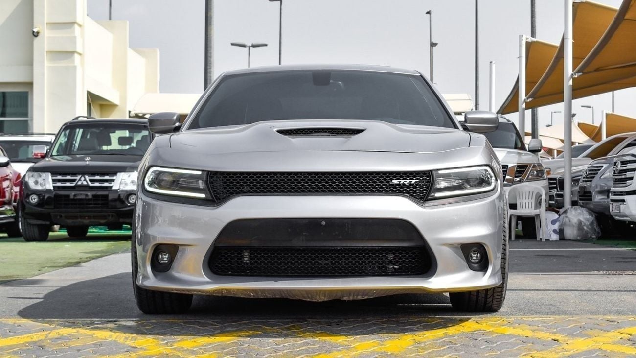 دودج تشارجر SRT8 SRT