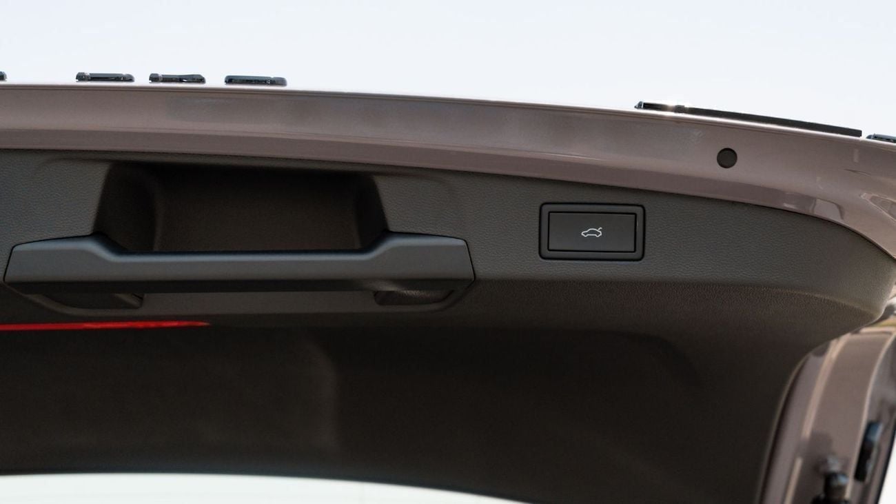 Volkswagen Tiguan 2025 | VOLKSWAGEN TIGUAN 380 TSI 4WD R-LINE INTELLIGENT PREMIUM - H.K - COOL BLACK KIT