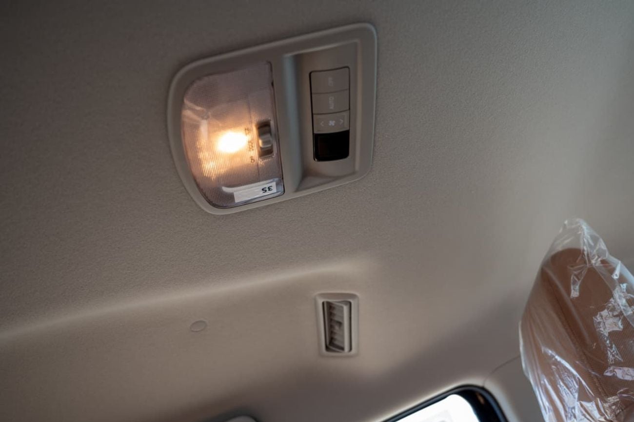 تويوتا فورتونر 2.7L Petrol | 4 Cylinder | Automatic