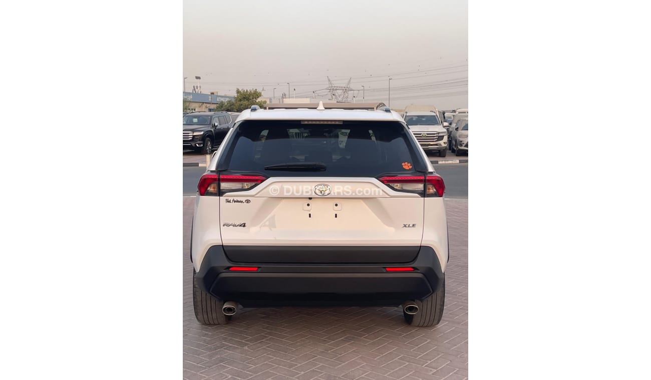 Toyota RAV4 2020 Toyota RAV4 XLE PREMIUM, 2.5L. Imported from USA