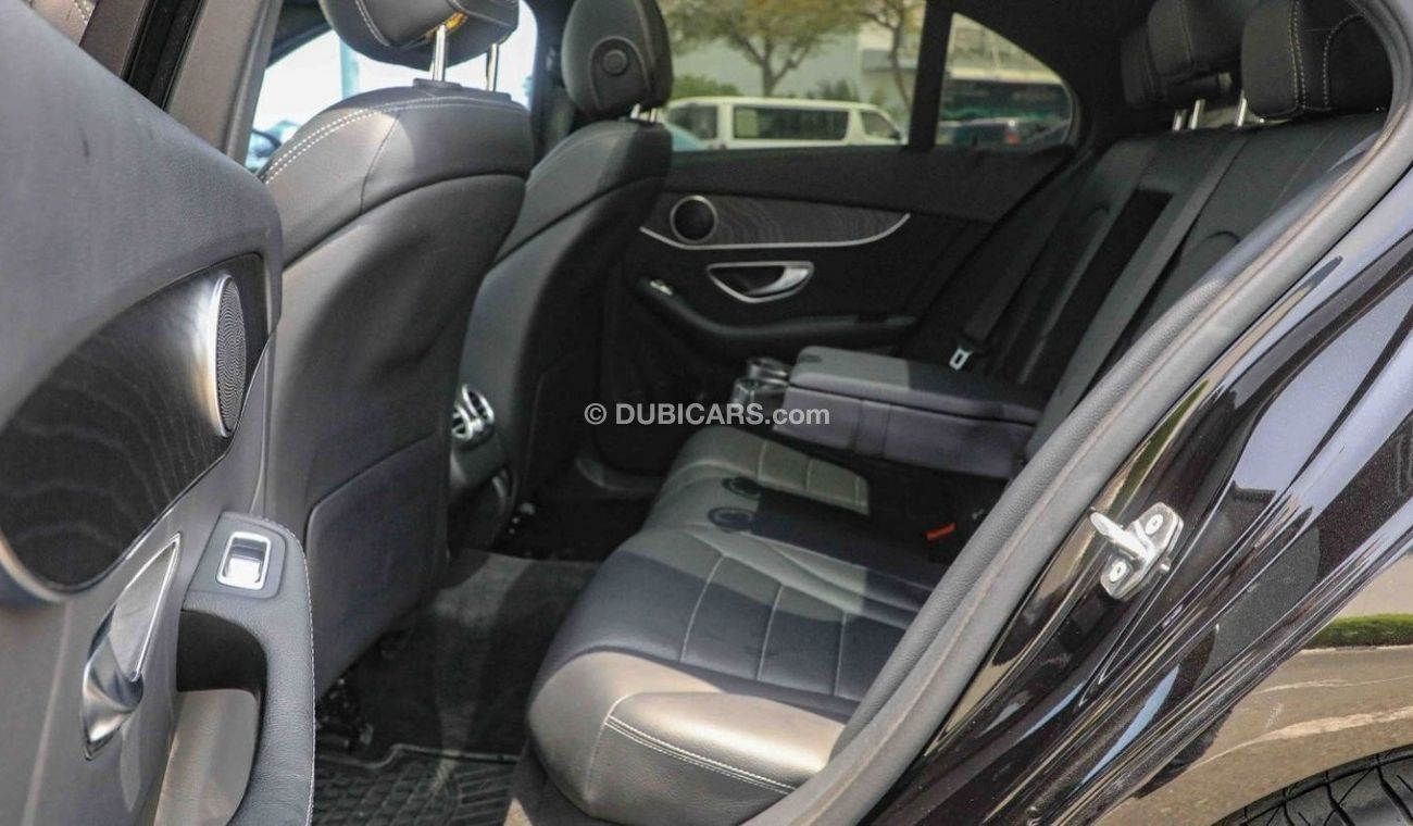 Mercedes-Benz C 300 AMG 4MATIC/LOW MILEAGE/FULL SERVICE HISTORY