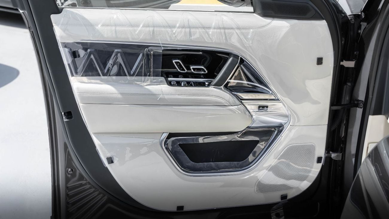 Land Rover Range Rover HSE P400 2026 Range Rover P400 | Charente Grey | 3.0L Mild-Hybrid | 400 PS | GCC Specs