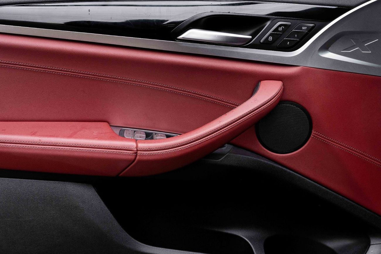 BMW X4 xDrive30i M-Kit | 3,035 P.M  | 0% Downpayment | Agency History