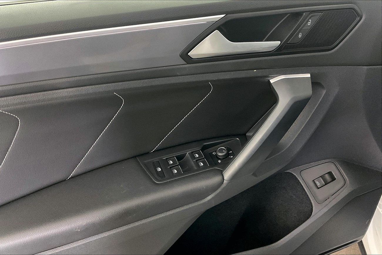 فولكس واجن تيجوان R-Line | شامل الضمان | 0 ﺪﻔﻋﺓ ﺃﻮﻟﻯ