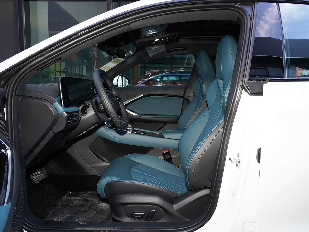 MG 7 2025 model 1.5T DCT Elegance Sport Package with Electric rear wing