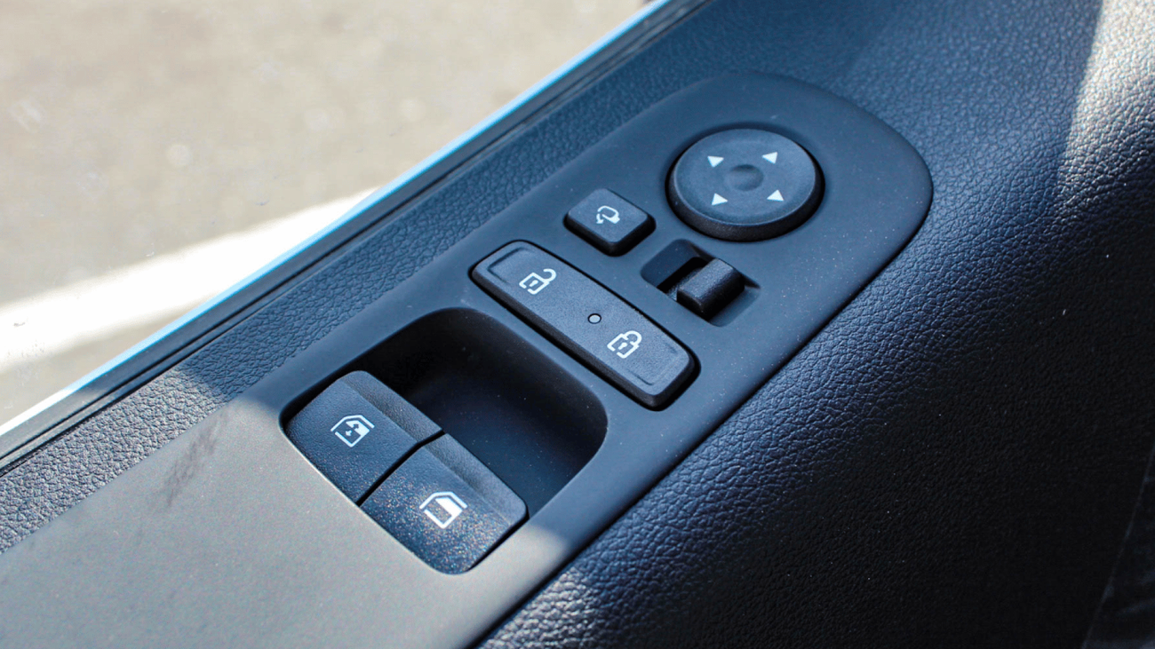 هيونداي ستاريا Hyundai STARIA 3.5L STARIA 11 STR COMFORT AT