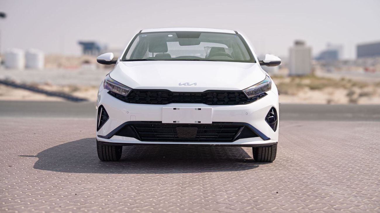 كيا K3 2025 Kia K3 Comfort Premium 1.5 - White Inside Black | Export Only