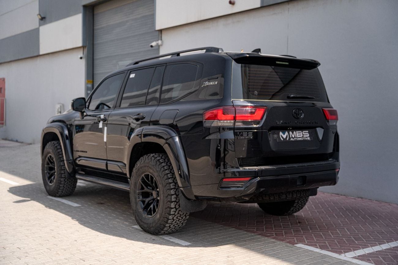 Toyota Land Cruiser VX 3.5L PETROL A/T OFFROAD EDITION WITH MBS AUTOBIOGRAPHY VIP  4 SEATS AND ROOF STAR LIGHT