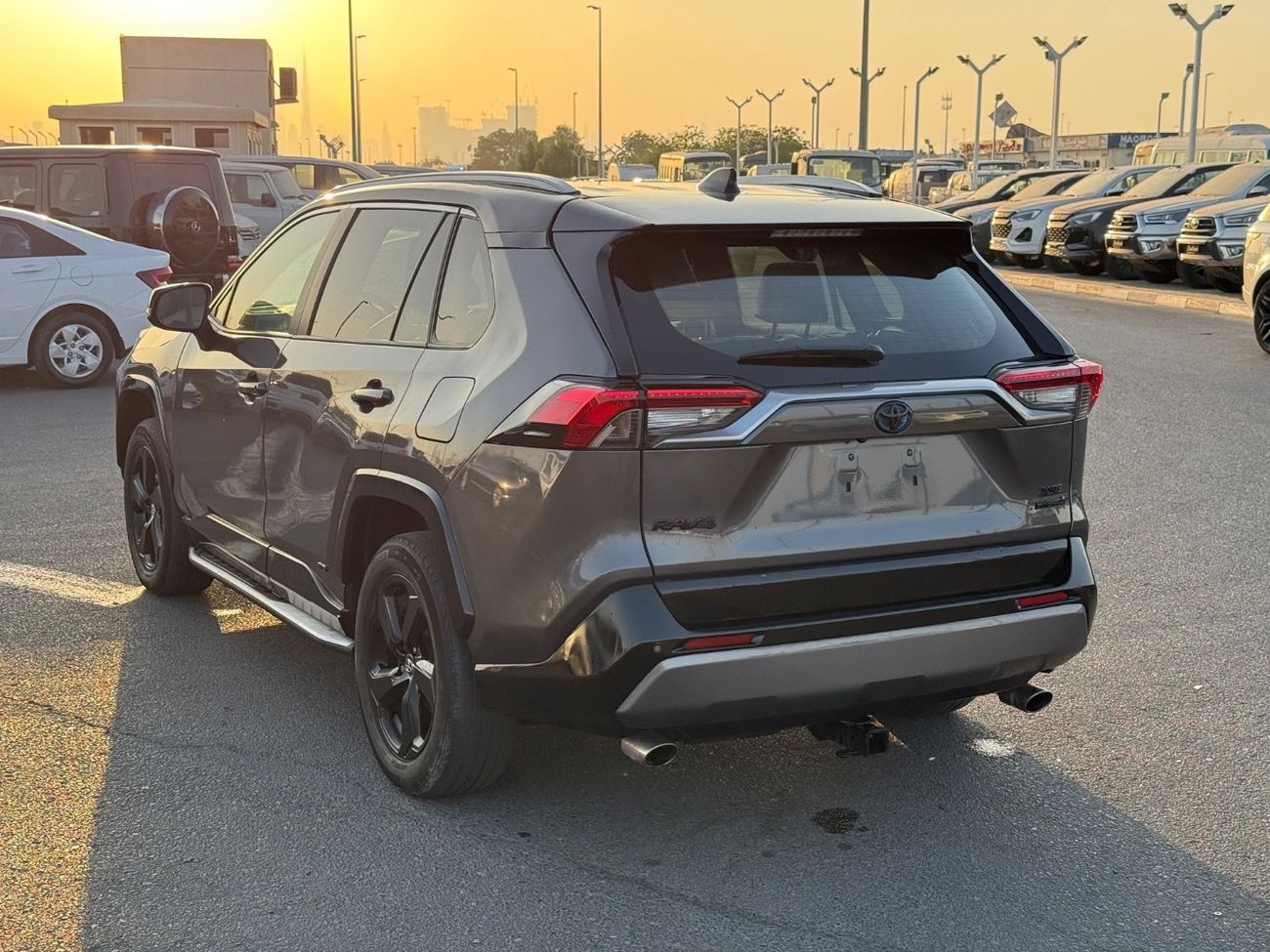 Toyota RAV4 2020 TOYOTA RAV4 XSE HYBRID FULL OPTIONS IMPORTED FROM USA