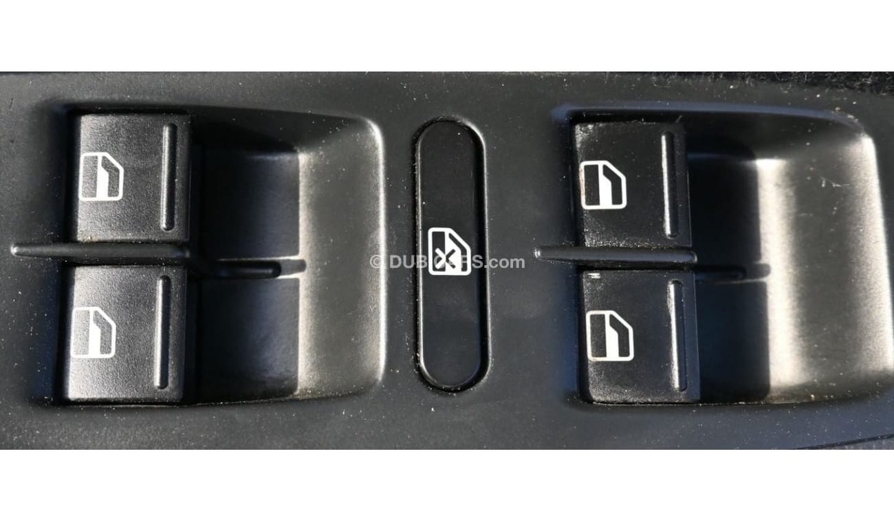 Volkswagen Jetta GCC EXCELLENT CONDITION WITHOUT ACCIDENT 2012 2.0