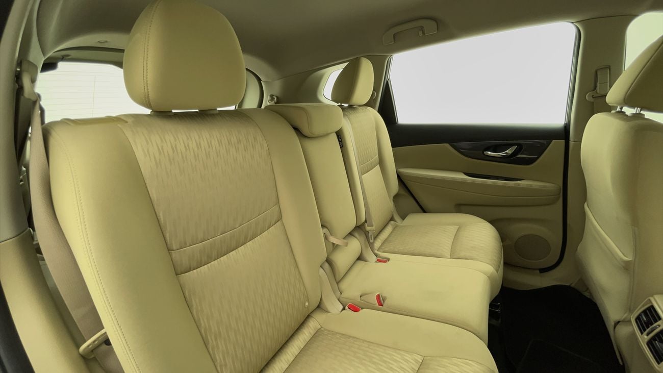 نيسان إكس تريل S 2.5 | بدون دفعة مقدمة | اختبار القيادة في المنزل