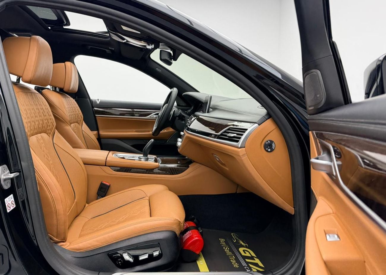 بي أم دبليو 730Li M SPORT 2021 BMW 730Li M-Sport, Warranty, Full BMW Service History, Fully Loaded, Excellent Conditio