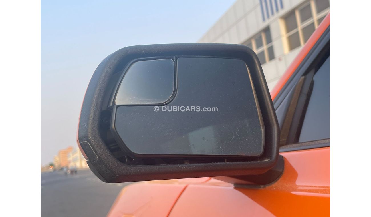 Ford Mustang EcoBoost Model 2020 2.3L RWD -  USA specs / low mileage