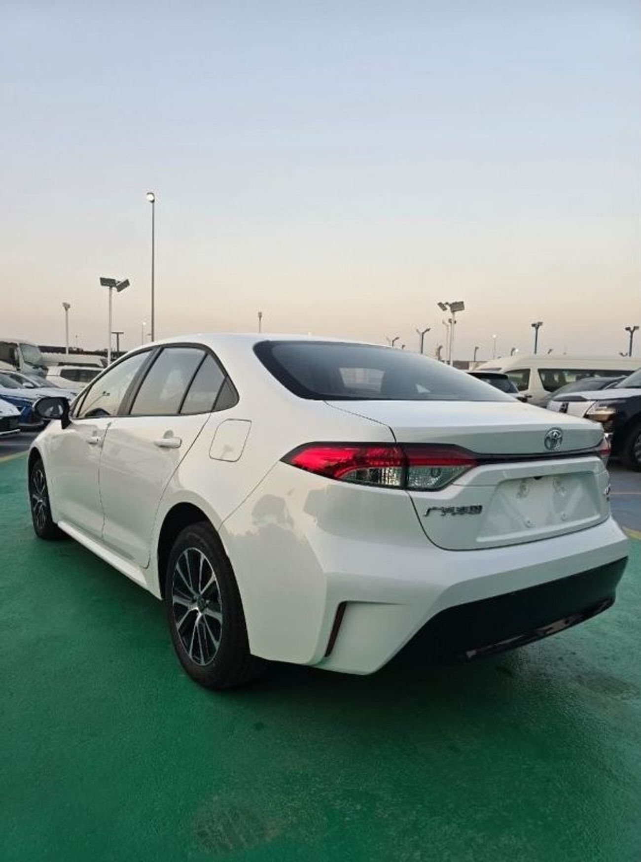 تويوتا كورولا LEVIN 1.8L Hybrid