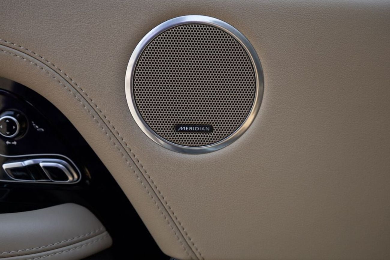 Land Rover Range Rover Vogue SE 5.0L Vogue SE 3.0L